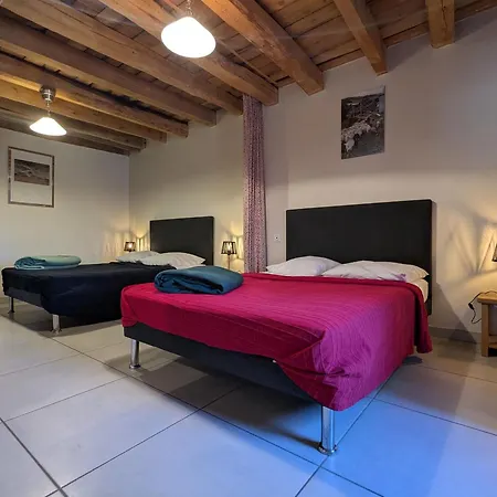 Casa de Férias Maison De Caractere Avec Grand Terrain, Proche D'arlempdes, Labels Ecogite Et Tourisme & Handicap - Fr-1-582-118 *