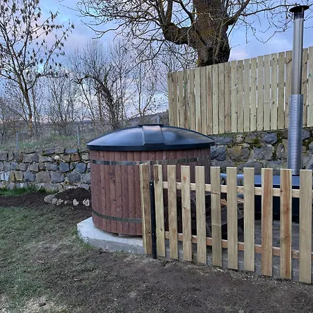 Maison De Caractere Avec Grand Terrain, Proche D'arlempdes, Labels Ecogite Et Tourisme & Handicap - Fr-1-582-118 * Arlempdes